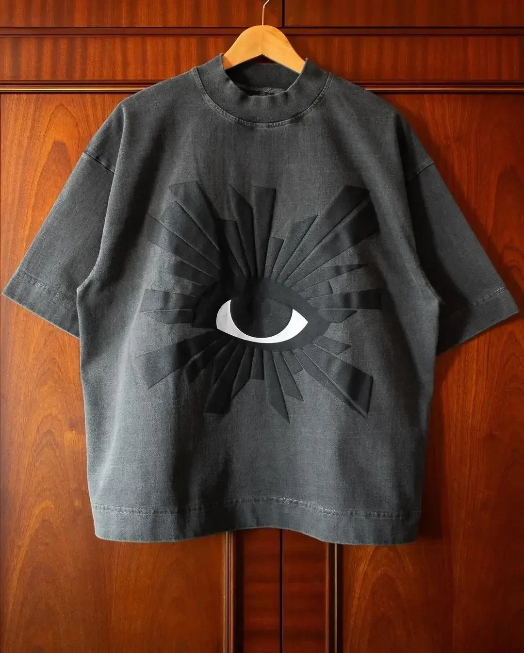 Sports Shirt Y2K Hip Hop Spirit T shirt Men Harajuku Street Eye Printed Super T shirt New Skateboard Casual Short